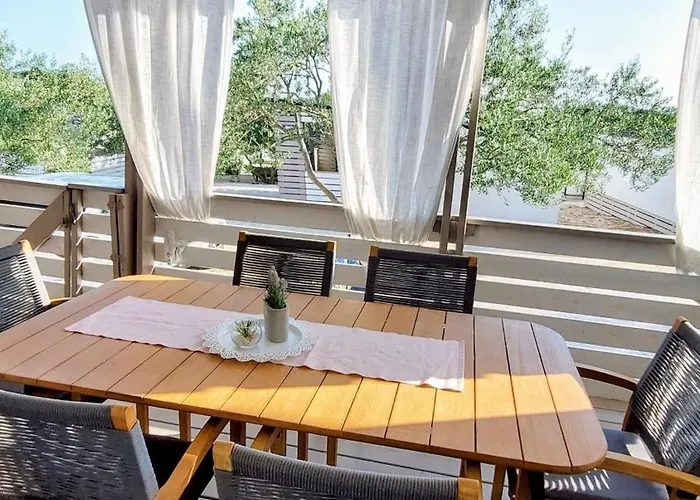 Mobile Home Whit Sea View Lavojesa