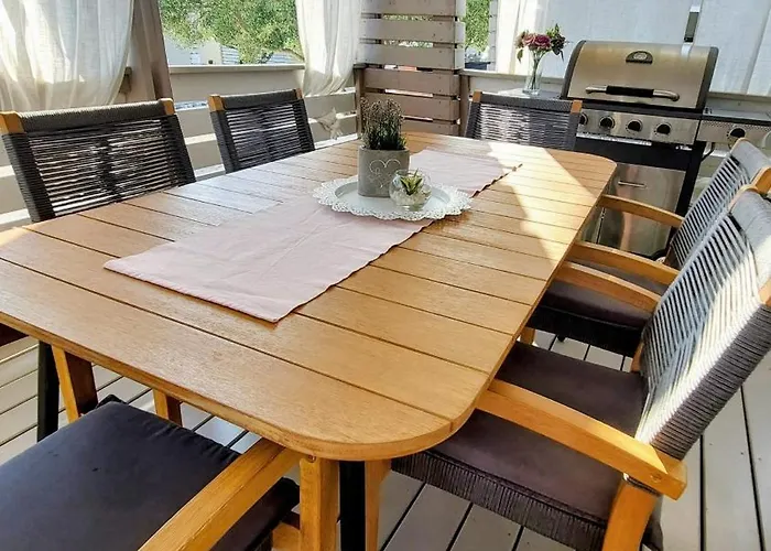 Mobile Home Whit Sea View Lavojesa