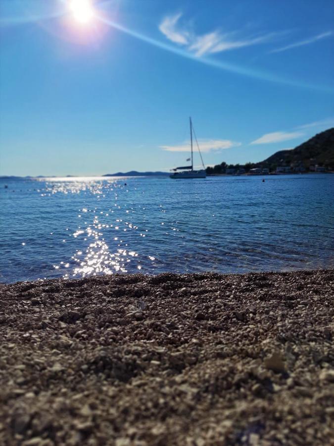 Prázdninový dům Mobile Whit Sea View Lavojesa Drage