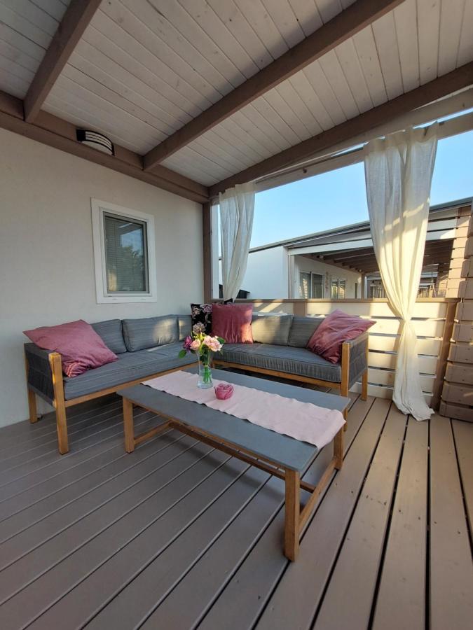 Mobile Whit Sea View Lavojesa Prázdninový dům Drage