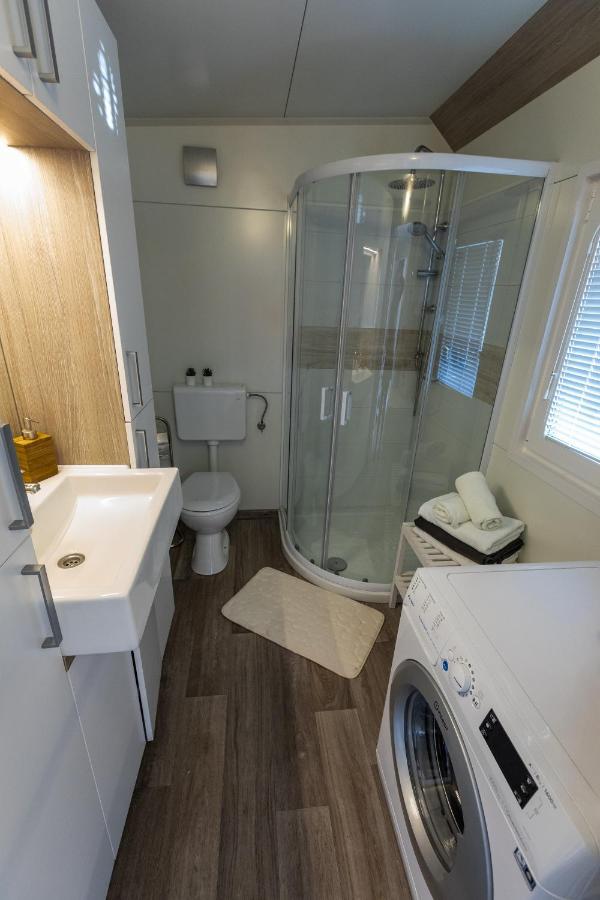 Prázdninový dům Mobile Whit Sea View Lavojesa *